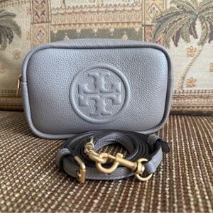 ✅Tory Burch - Perry Bombe Mini Bag Gray!